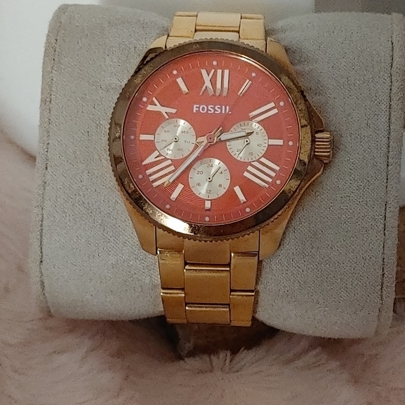 Fossil Watch - Picture 4 of 4